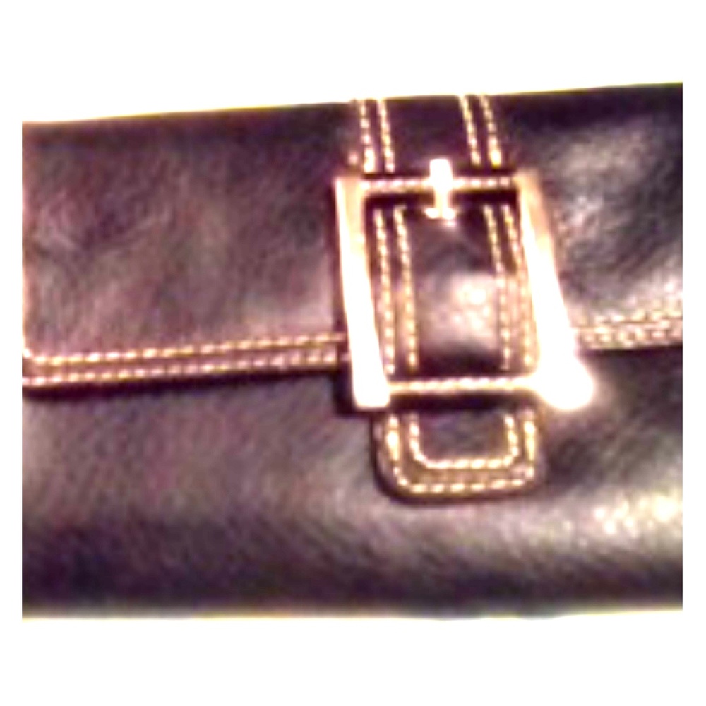 Black nine west wallet